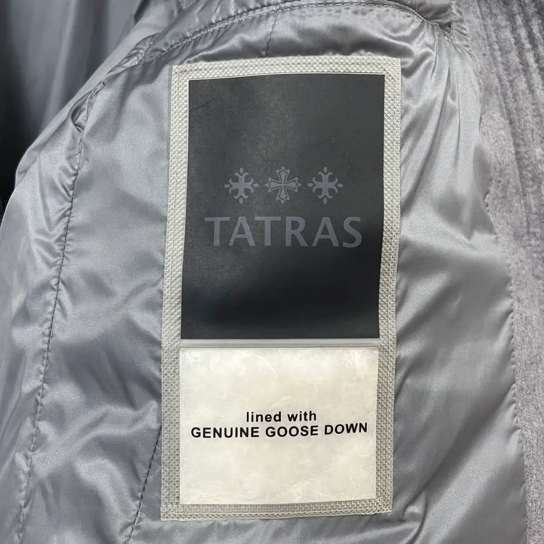 Tatras [02] Chaqueta de plumón para hombre Prendas de abrigo con capucha | タトラス【02】メンズ ダウン ベスト ジャケット アウター フード付き