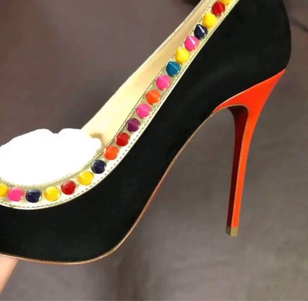 A estrenar, sin usar, solo probado en Christian Louboutin Malabar Hill