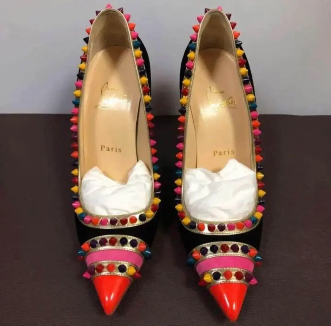 A estrenar, sin usar, solo probado en Christian Louboutin Malabar Hill