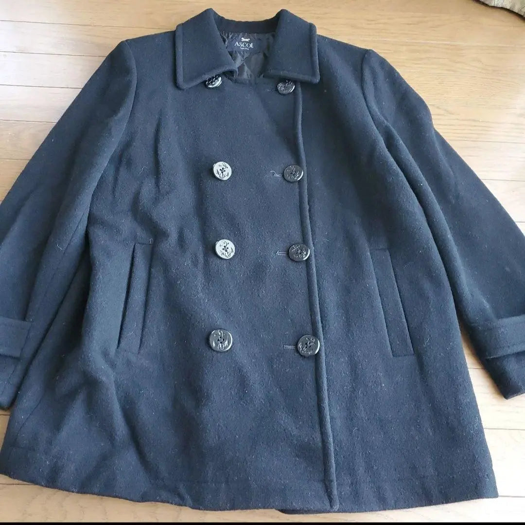 [Reducción de precio] Abrigo de lana negro estilo Tokio de ASCOT con dos botones