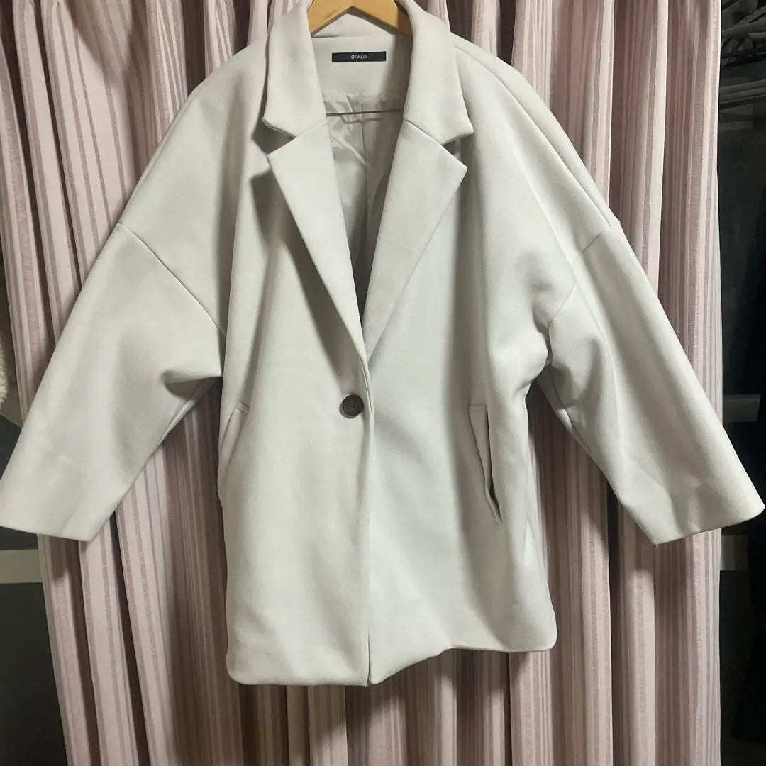 White polyester jacket size L