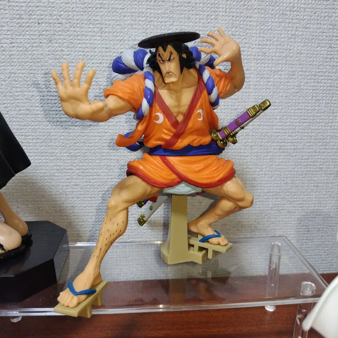 ④ Figura de One Piece Ichiban Kuji Nami, Asistente de Shogun Momo Ventas al por mayor