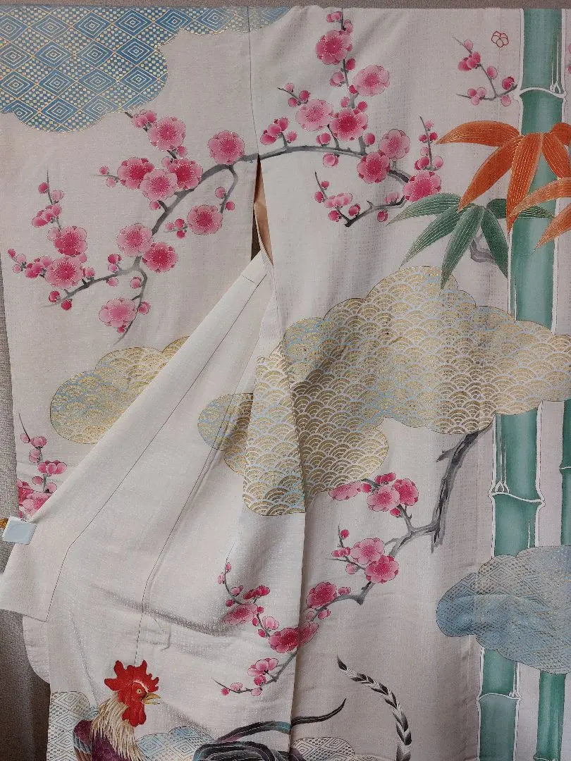 Kimono vintage, raro, furisode, gunchicken