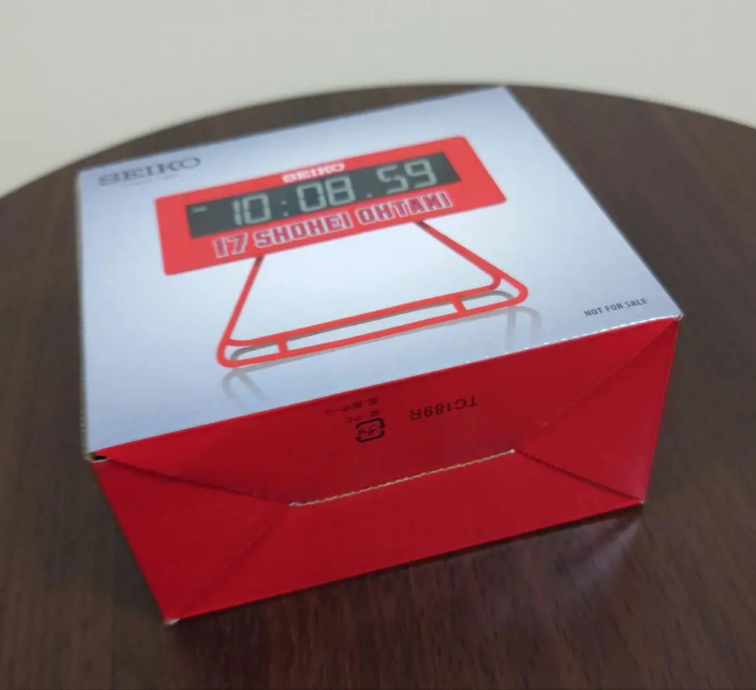 (Unopened, new) Seiko Novelty Table Clock Otani Shohei (not for sale)