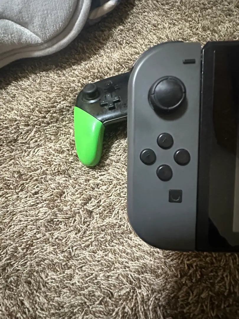 Nintendo Switch console, controller Pro controller black/green/red