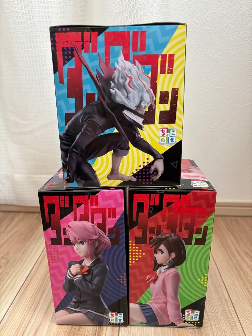 ② Dandadan Okarun, Momo, Ira Chokonse Premium Figure