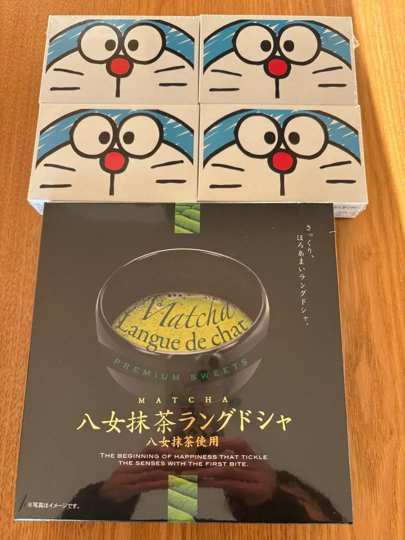 Té de Yame Langdosha Niwakaze Doraemon Omong | 八女茶ラングドシャ にわかせんべい ドラえもん お面付