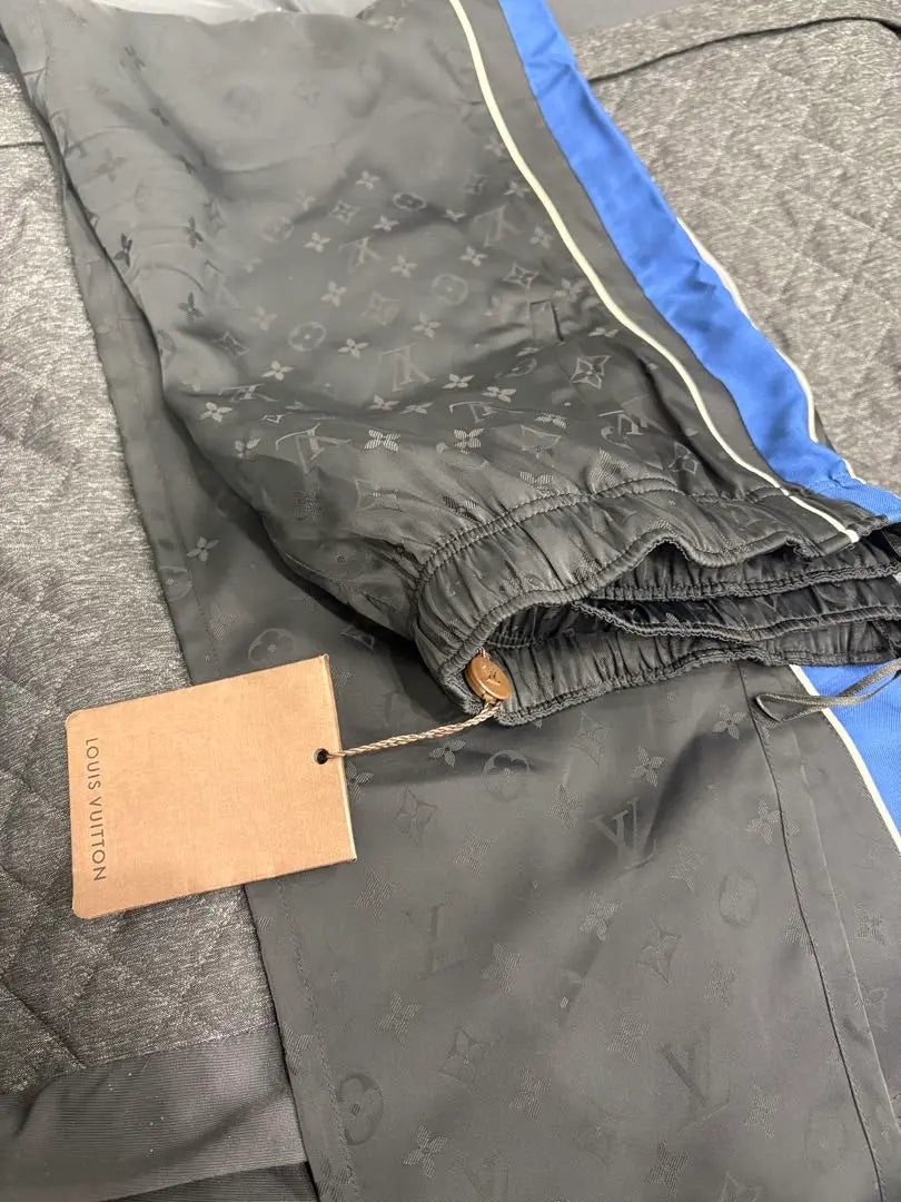 Brand new, unused Louis Vuitton/monogram patterned pants