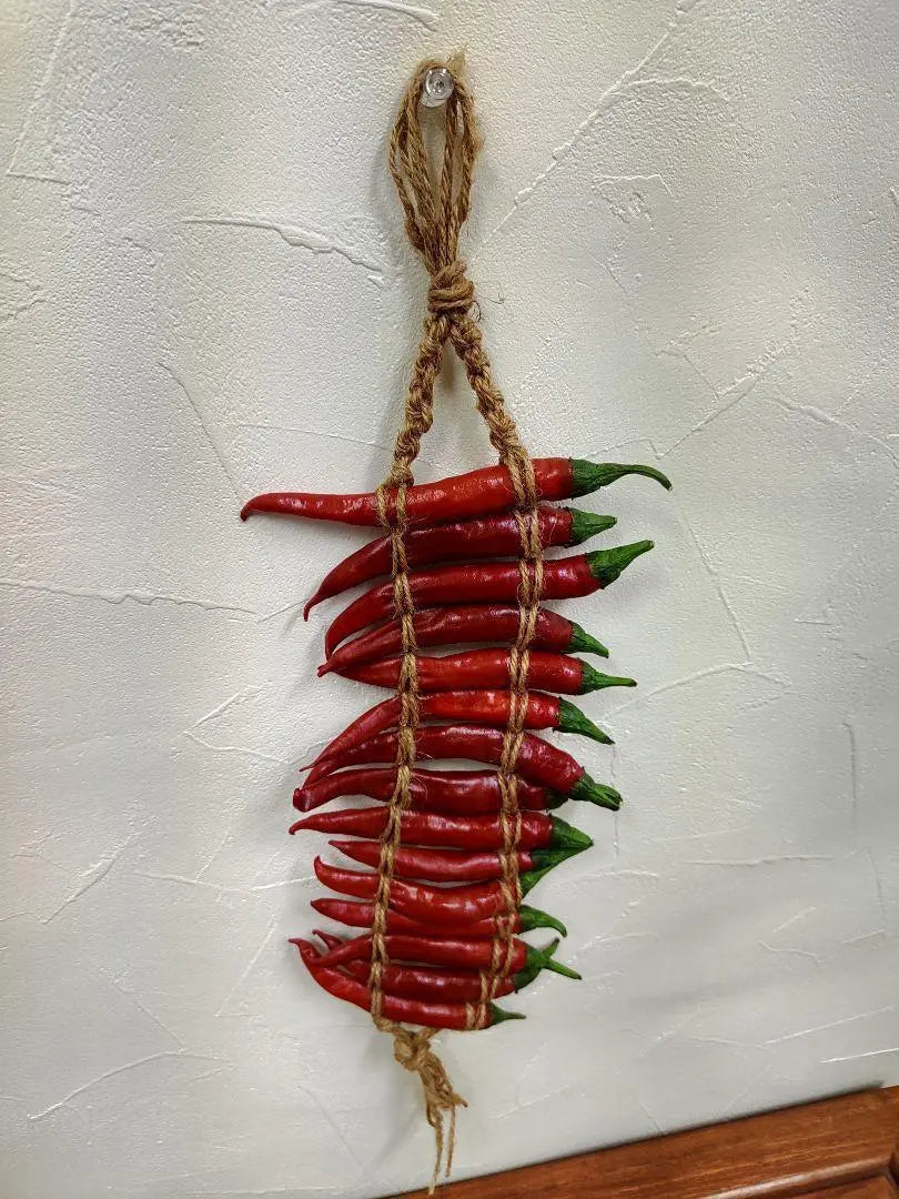 Chili pepper decorations, hawk claw decorations, chili peppers, hawk claws, talismans, misfortune wards, free shipping