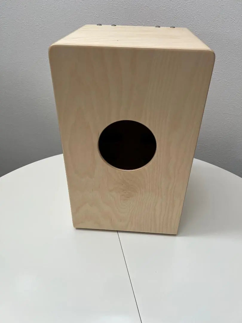 Brand new, unused De Gregorio Cajon 2.5mm 5PLY Channel Red