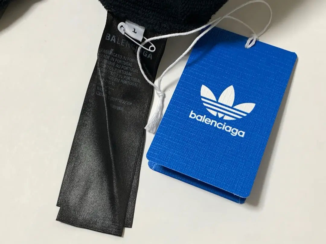 Nuevo "BALENCIAGA x adidas" Sudadera con capucha extragrande 1 | 新品《 BALENCIAGA × ADIDAS 》オーバーサイズ フーディ 1