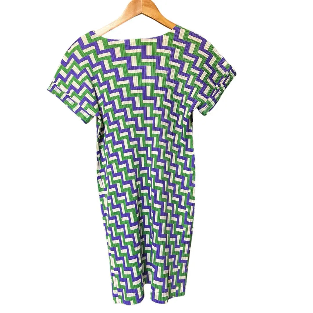 PLEATS PLEASE Short sleeve dress, all over pattern, purple x green x white