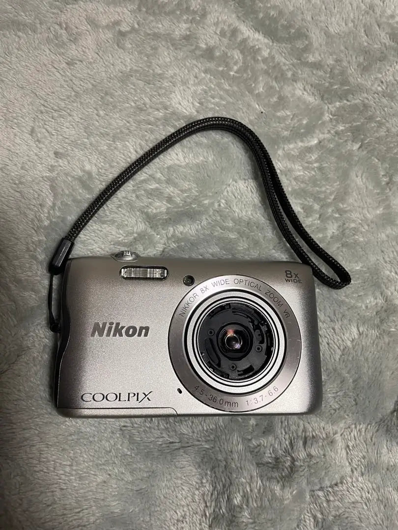 Nikon Coolpix A300 Compact Digital Camera Junk | Nikon Coolpix A300コンパクトデジタルカメラ　ジャンク