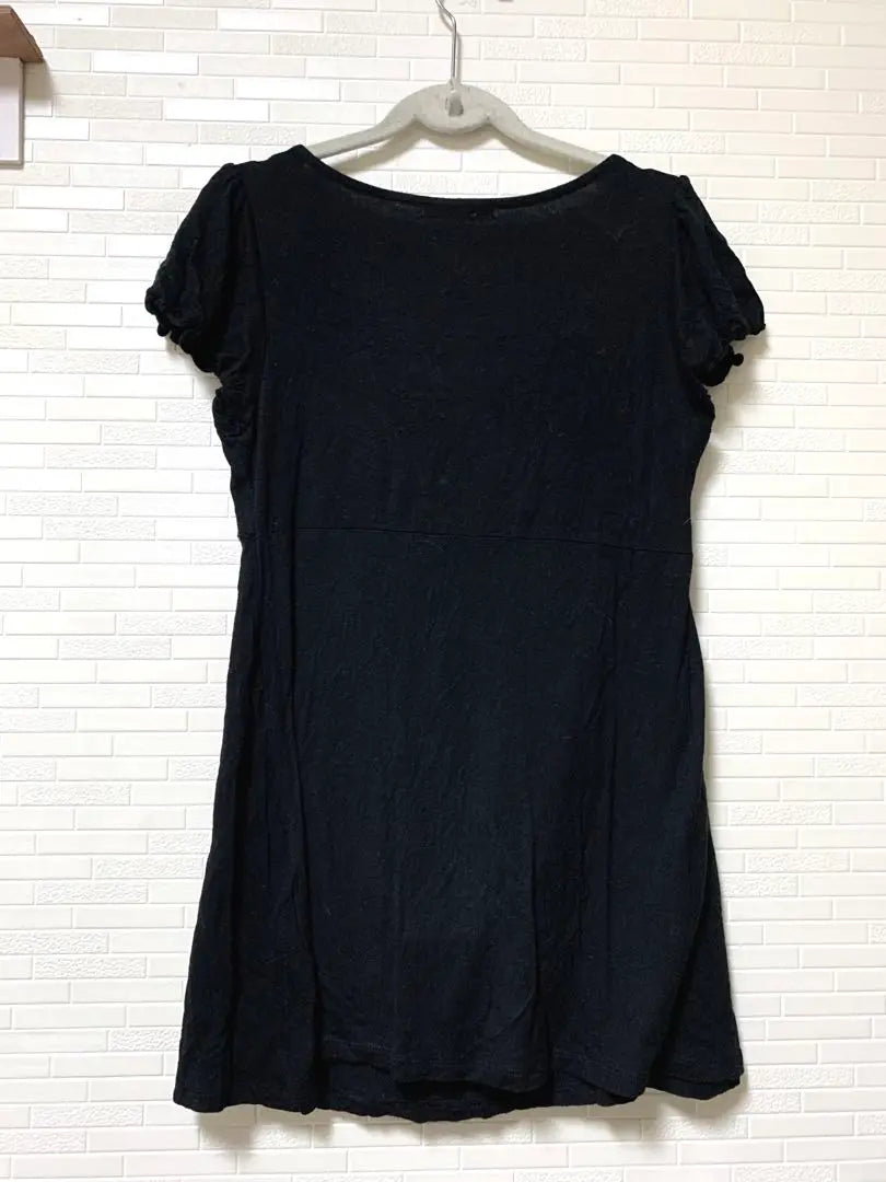 LIP SERVICE [Good condition] Ruffled T-shirt