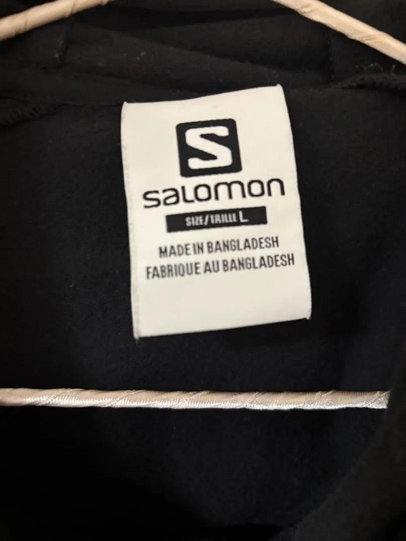 Final price reduction!! ️ [Good condition] Salomon Black Hooded Jacket