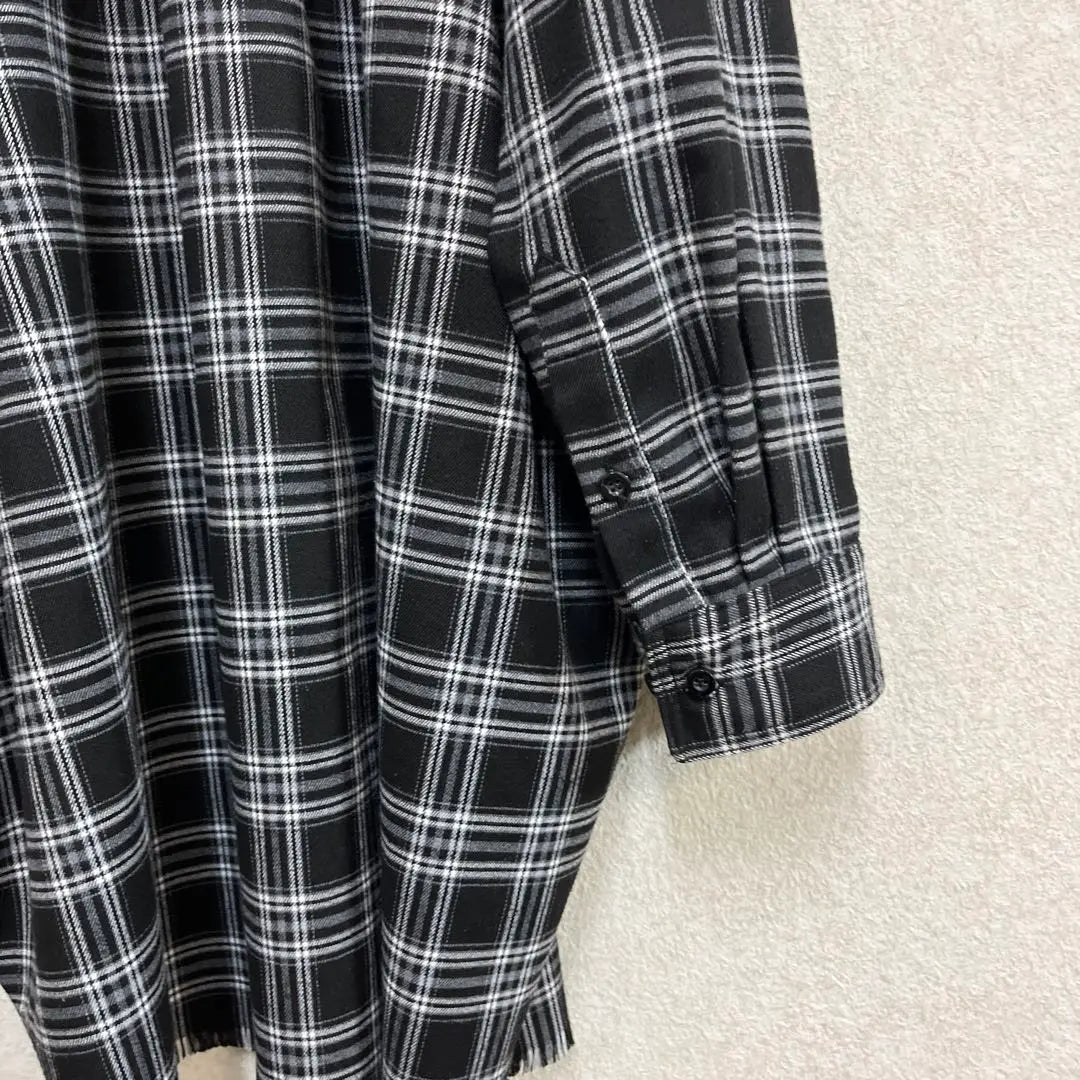 SLEEPINGTABLET Black and white check pattern overwide shirt