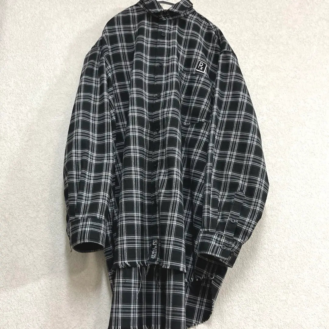 SLEEPINGTABLET Black and white check pattern overwide shirt