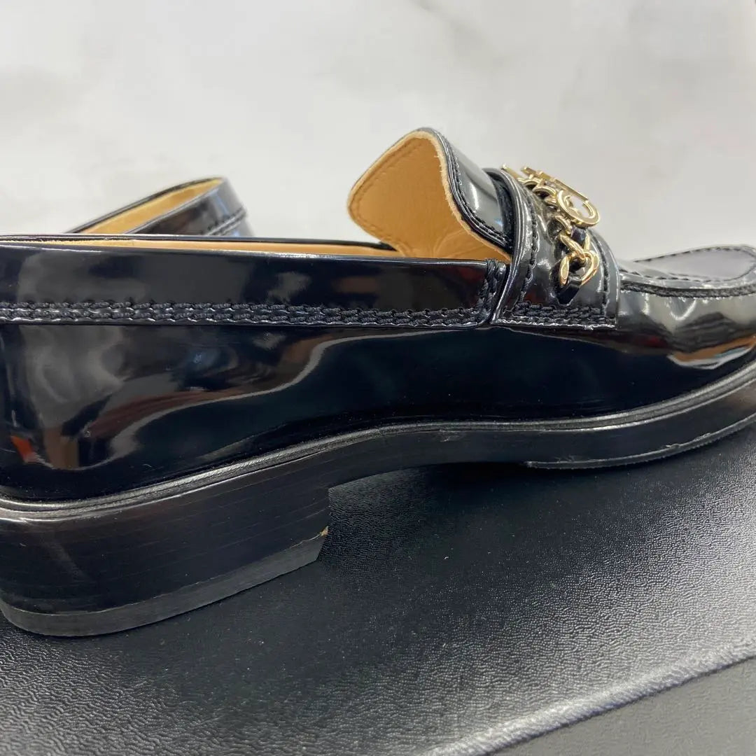 [Appraisal] Chanel Enamel logo loafer #36 c 23cm beautiful goods | 【鑑定済】シャネル エナメル ロゴ ローファー #36 C 23cm 美品