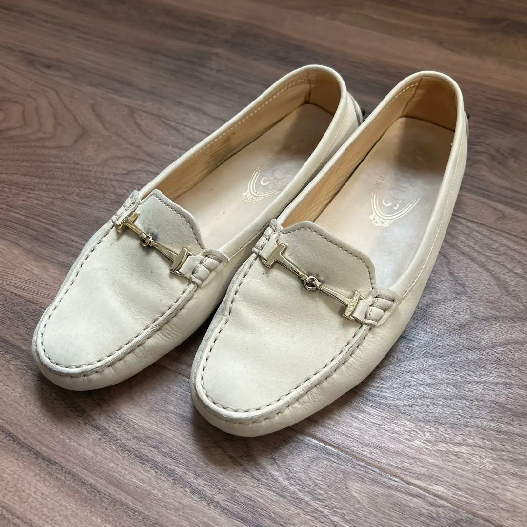 TOD'S Ivory Leather Loafers 37 1/2 Women's