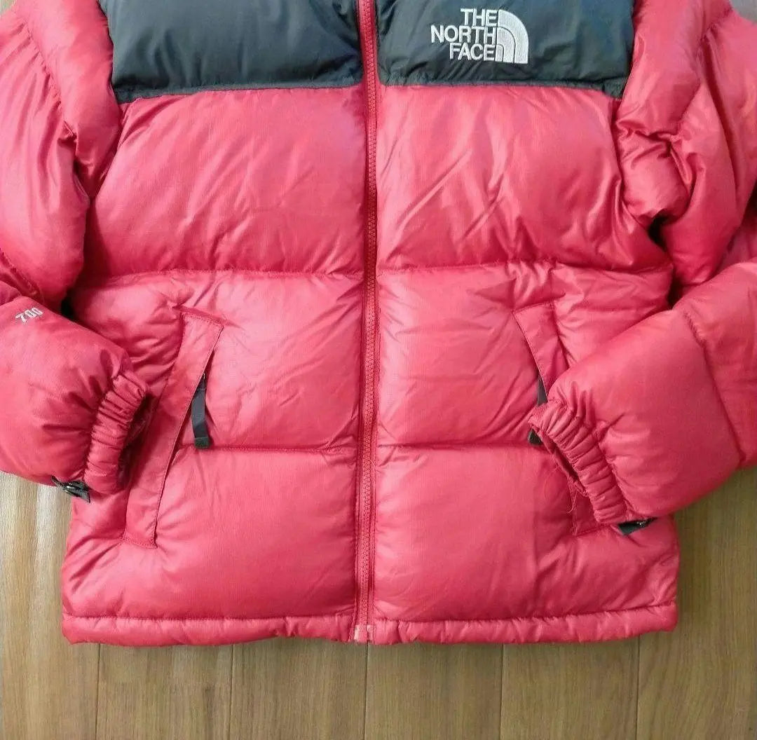 Chaqueta de plumón para hombre North Face Nupsi XS 700 Fill en color rojo