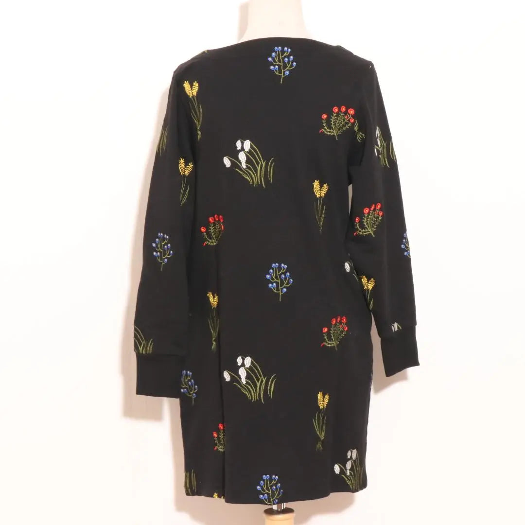 ★ Beautiful goods ★ Graniftops Tops with long -sleeved floral pattern embroidery with both sides pockets | ★美品★ グラニフ トップス　チュニック　長袖　花柄　刺繍　両サイドポケット付き