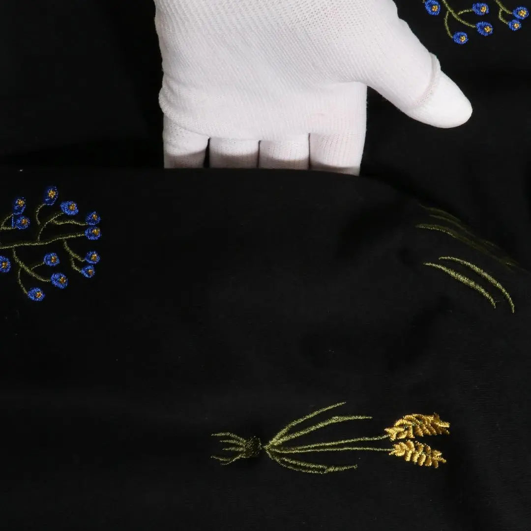 ★ Beautiful goods ★ Graniftops Tops with long -sleeved floral pattern embroidery with both sides pockets | ★美品★ グラニフ トップス　チュニック　長袖　花柄　刺繍　両サイドポケット付き