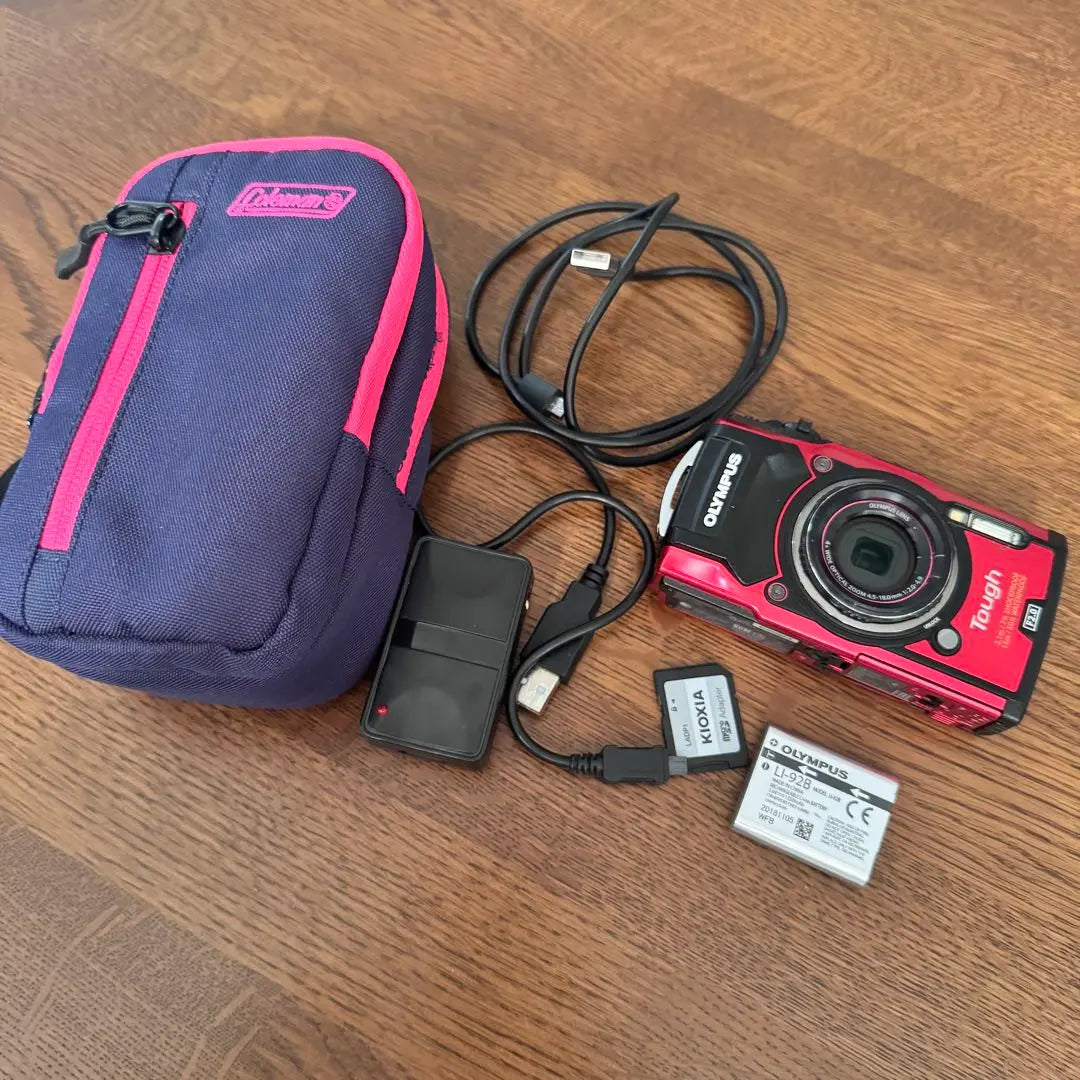 [Good condition] OLYMPUS tough TG-5 digital camera