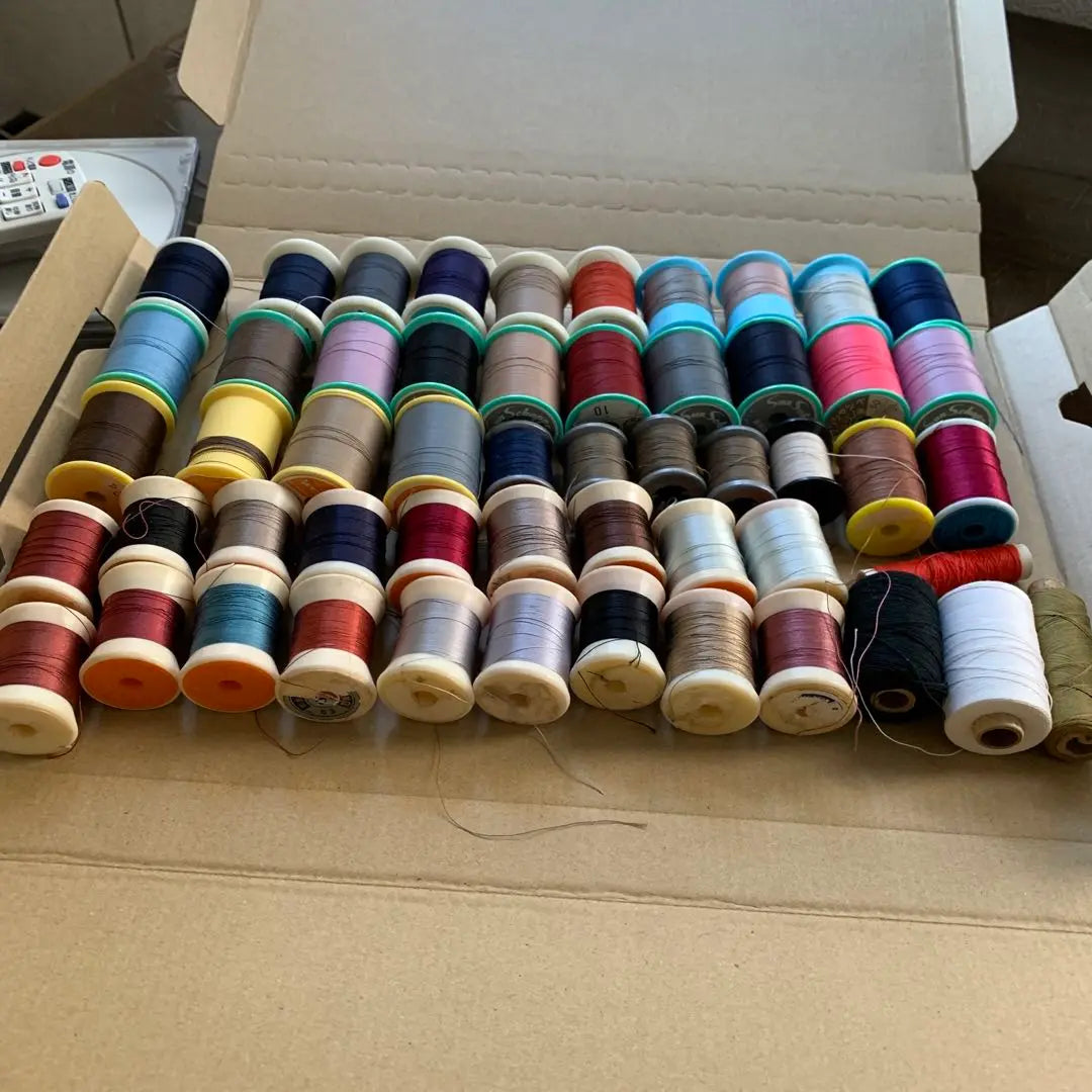 Sewing machine thread knit Other usage summary sale | ミシン糸　ニット用　他　使いかけまとめ売り