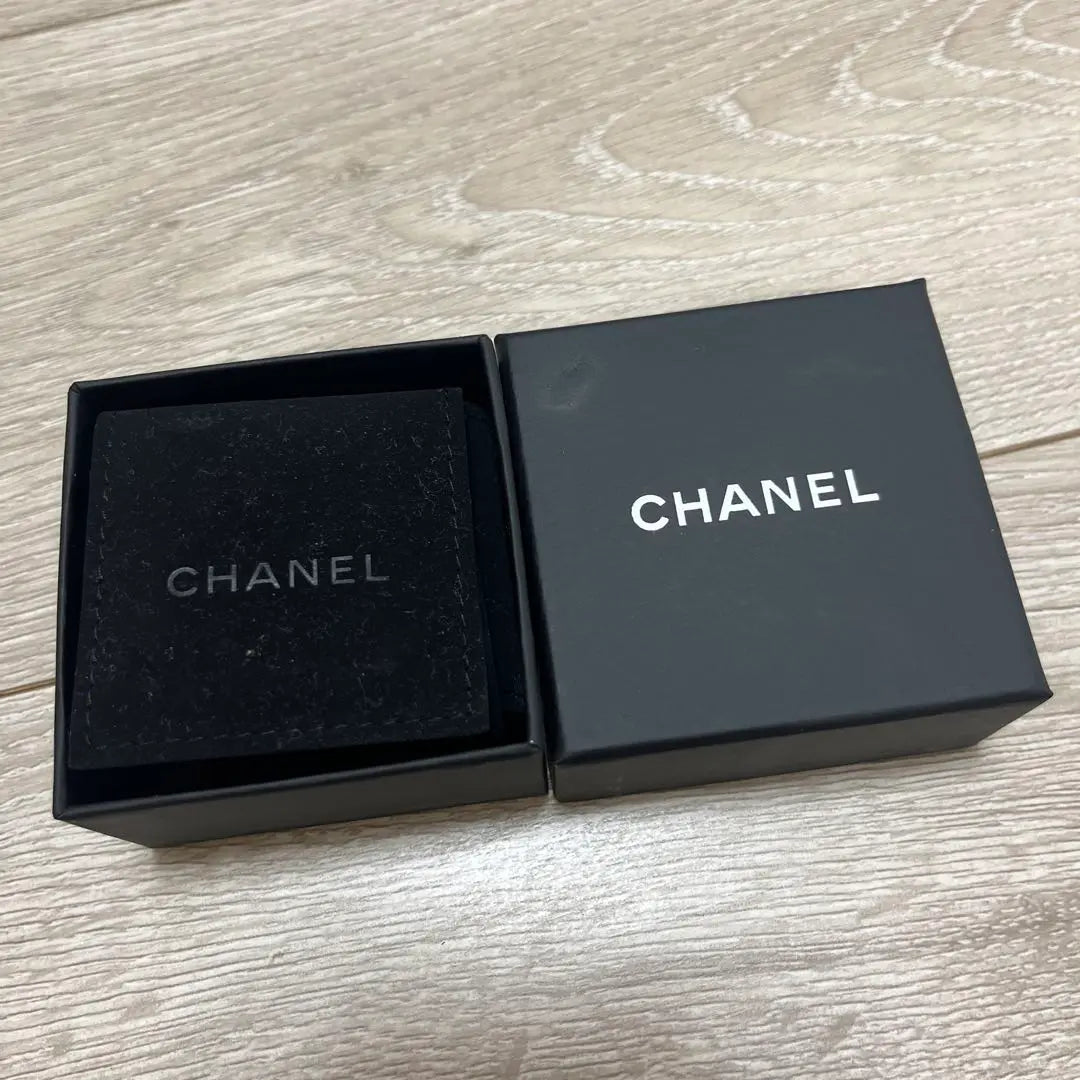 Caja vacía de Chanel