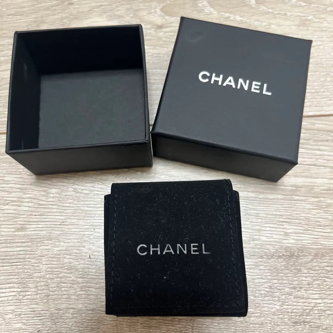 Caja vacía de Chanel