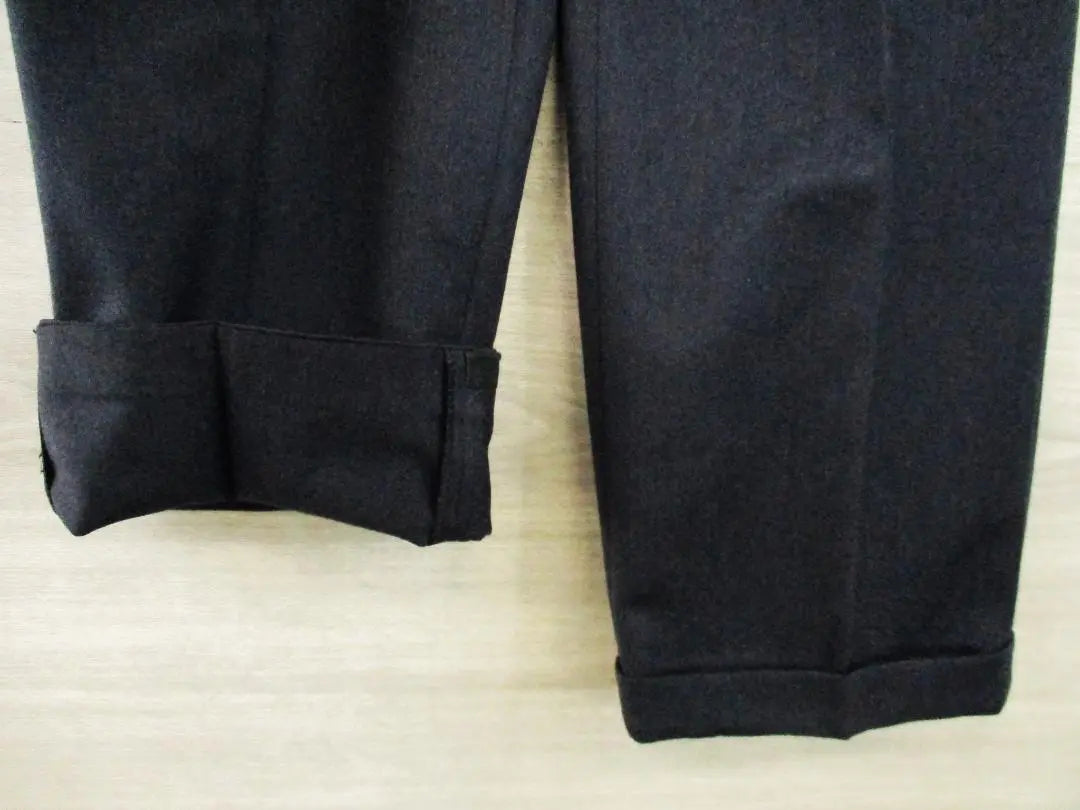 Burberry <Wool Two-Tuck Slacks Pants>MP0538m