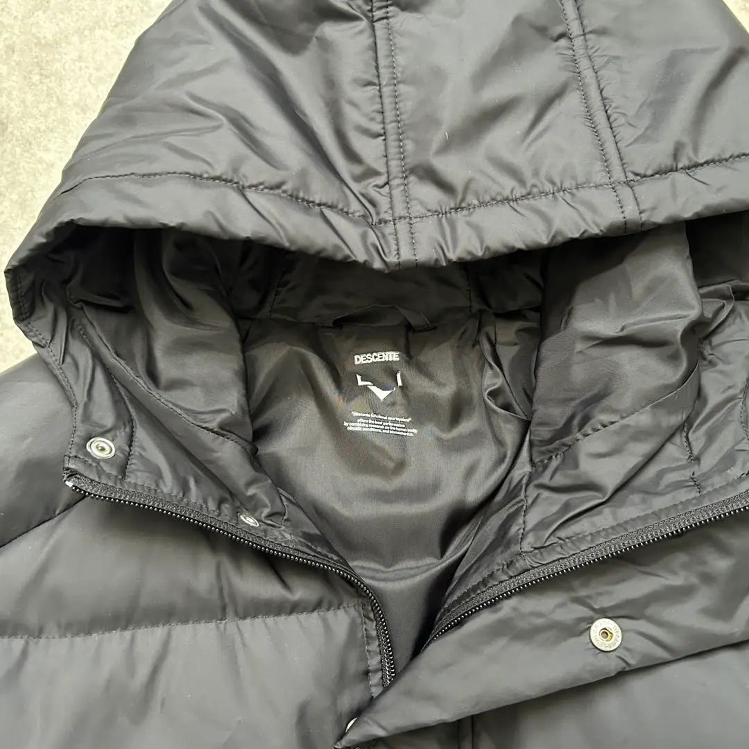 Descente Down Jacket Bench Court M Black