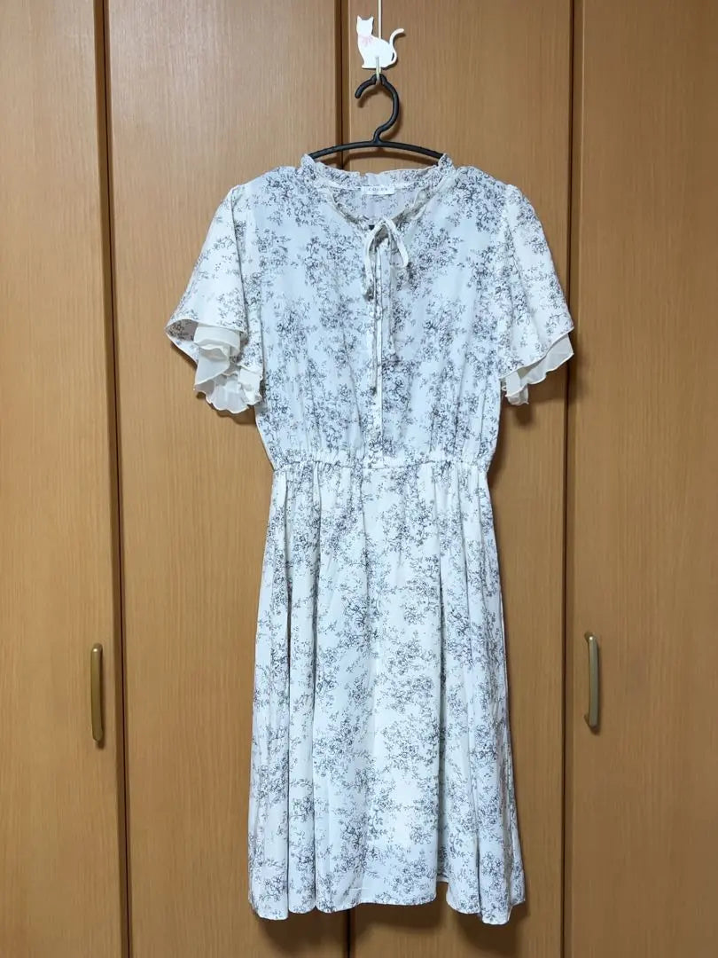 Vestido #Blanco #Estampado de flores #Vestido #Vestido