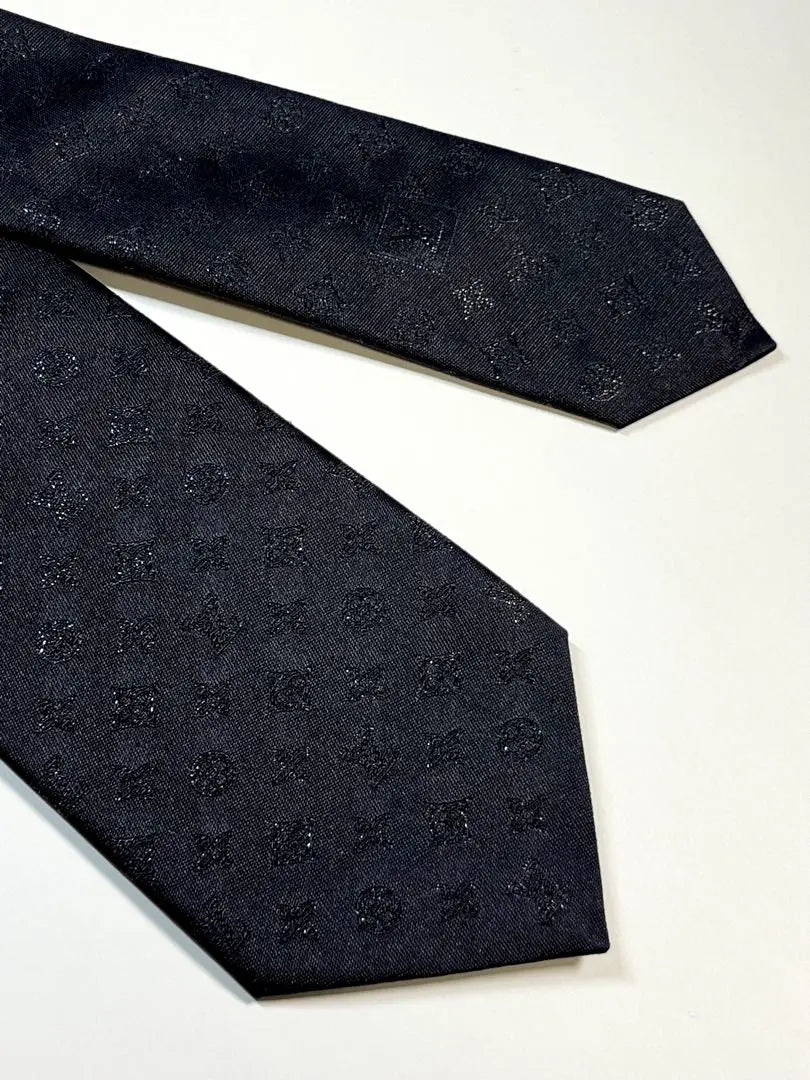 Unused ✨Rare ✨LOUIS VUITTON Louis Vuitton Tie Monogram