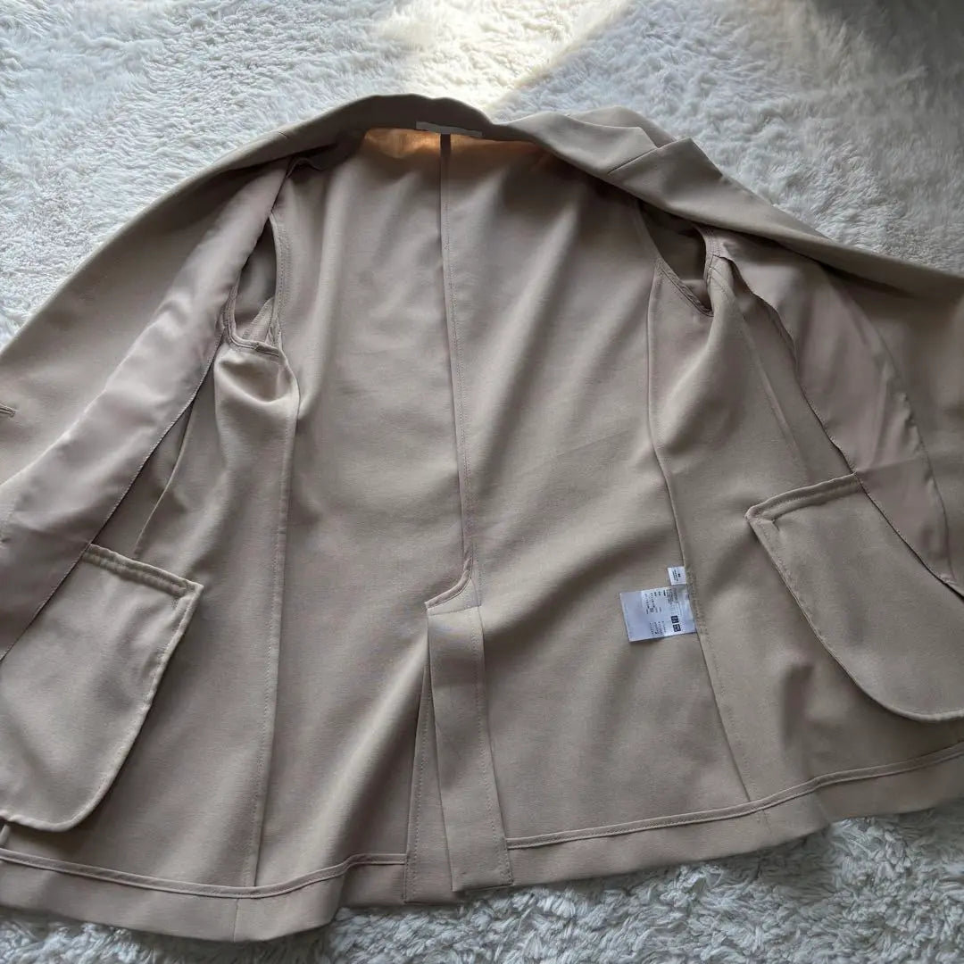 ✨Extremely beautiful✨ UNIQLO Inspirational Jacket Beige M 2023 Model