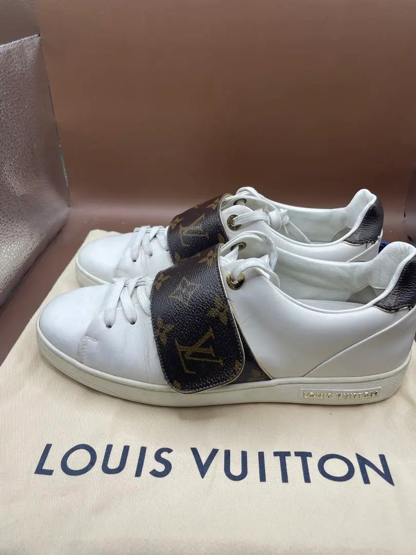 Louis Vuitton Front Law Line Sneakers 24-24.5cm