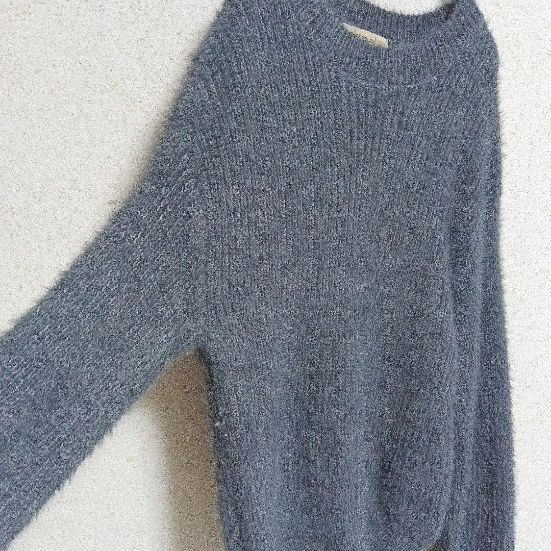 [Medumu] Feather yarn knit sweater round neck blue gray М