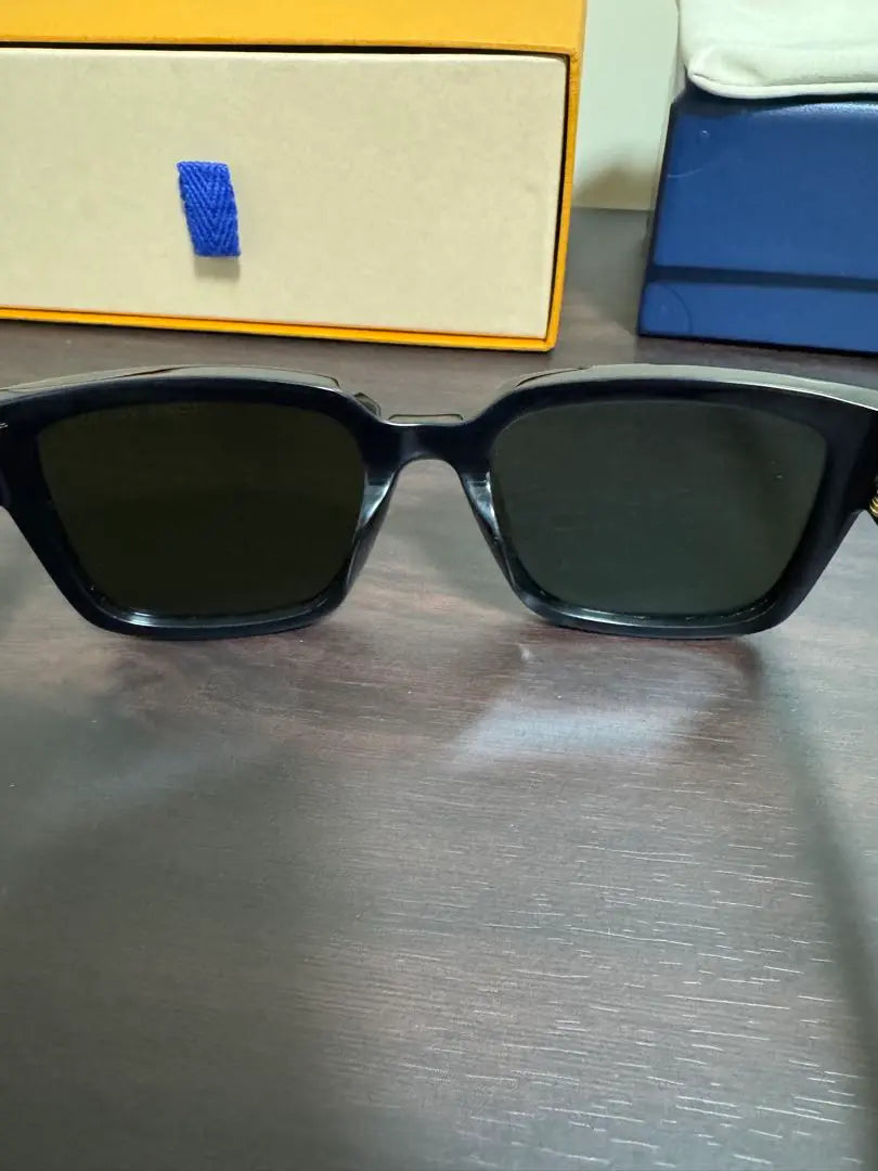 Sunglasses LV Glide Square