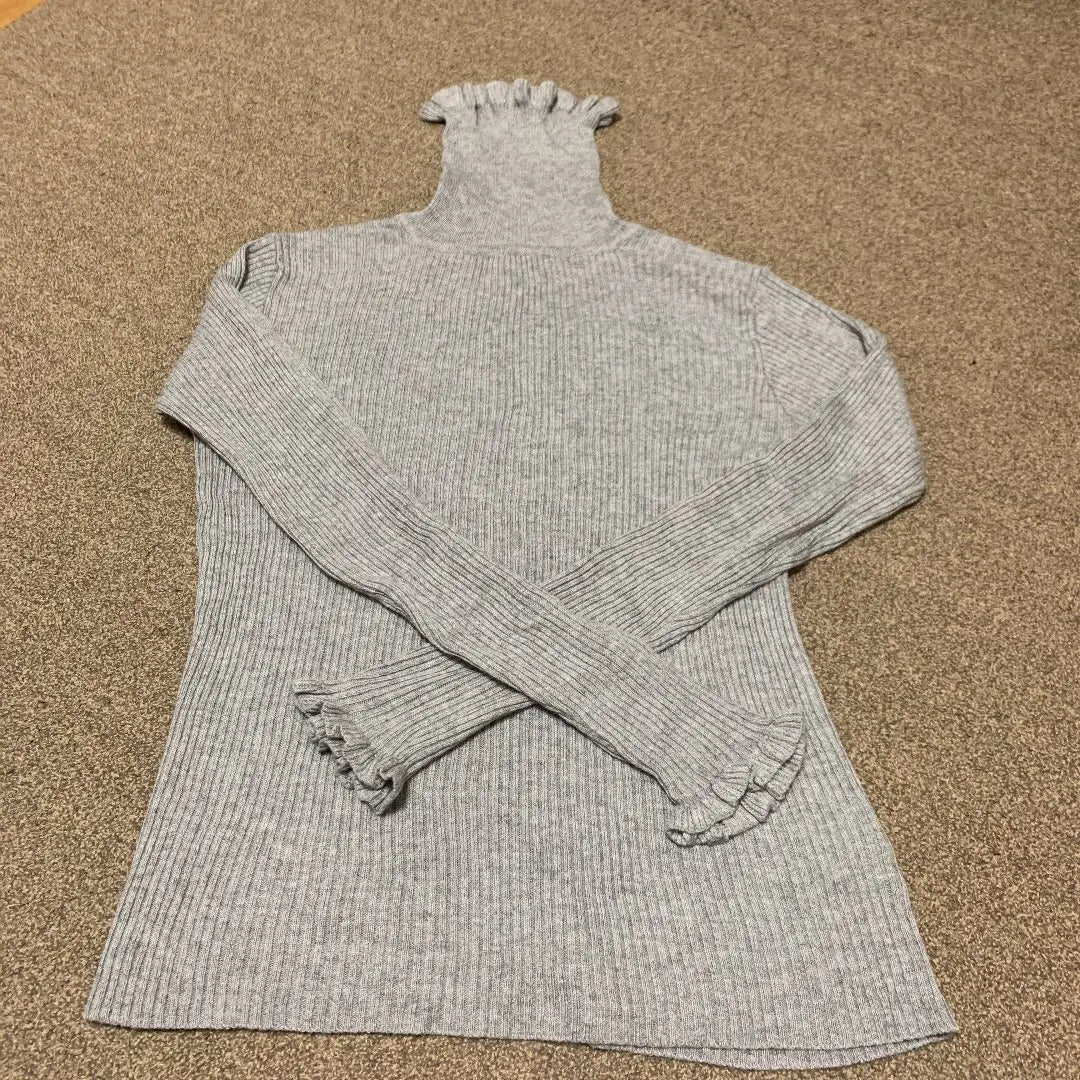 Women's knit high neck