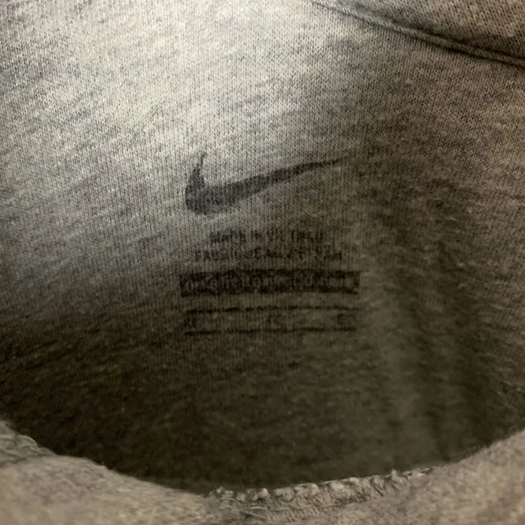 [¡Modelo de finalización inmediata! ︎】NIKE◎ Sudadera con capucha bordada con el logotipo de la universidad C626