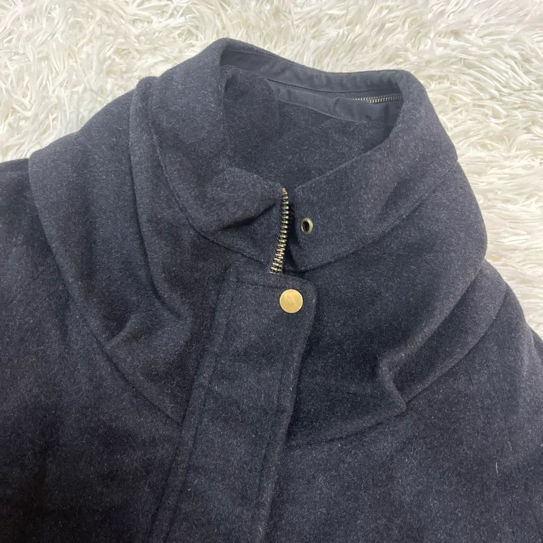 [BEADSLEY] Wool coat with liner, gold button