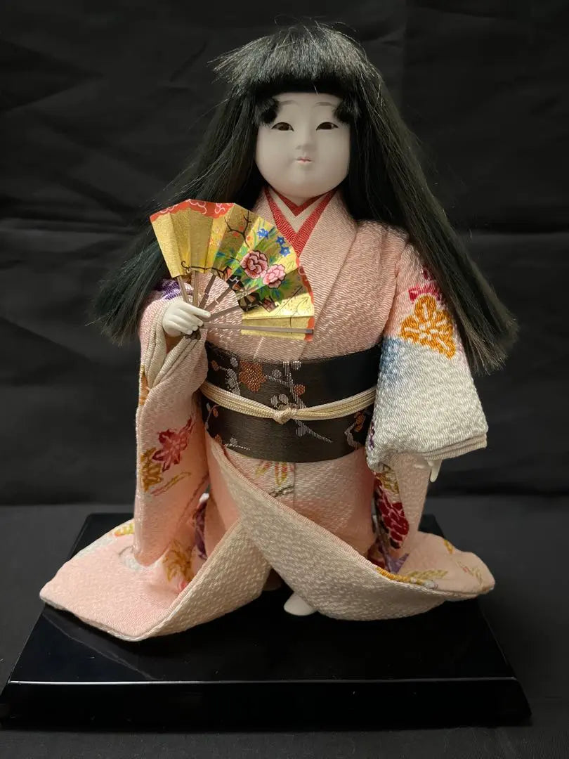 A doll for happiness and fortune that resides in the best SSS-grade effect of special grade cursive material, a doll for happiness and fortune that resides in Zashiki Warashi (Chopirako)