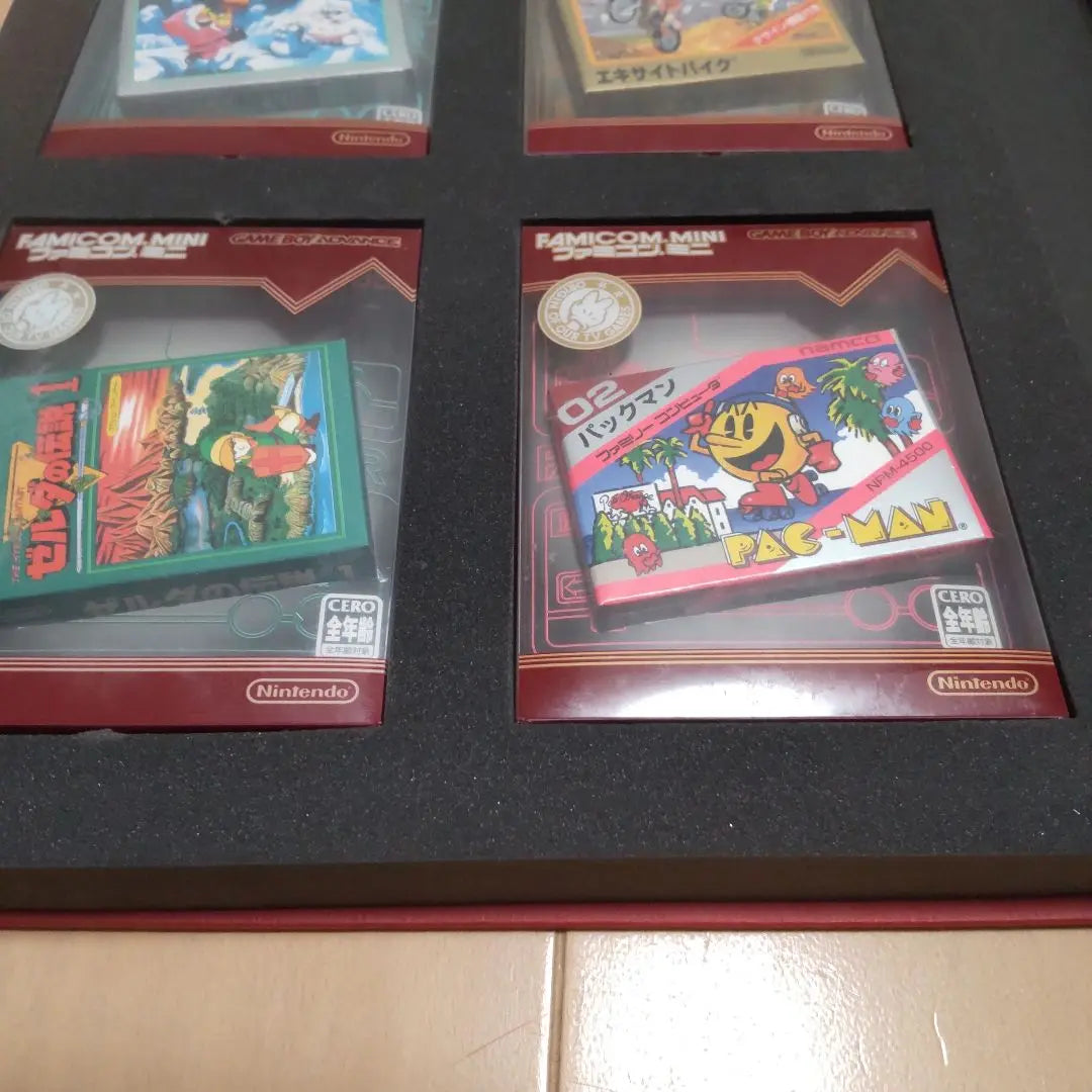 Caja de colección Famicom Mini