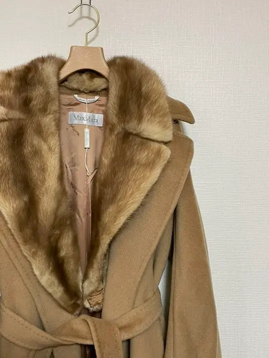 Superb condition/MAX MARA/Mink fur/Cashmere blend/Long coat/38