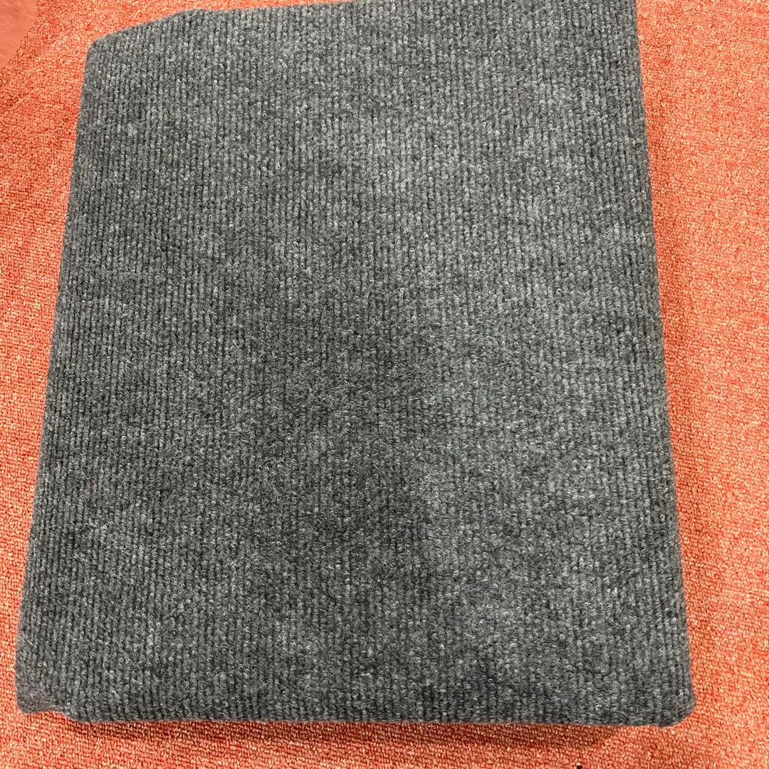 160 x 140cm, 4mm thick, super large size, floor protection mat, PVC anti-slip, gray