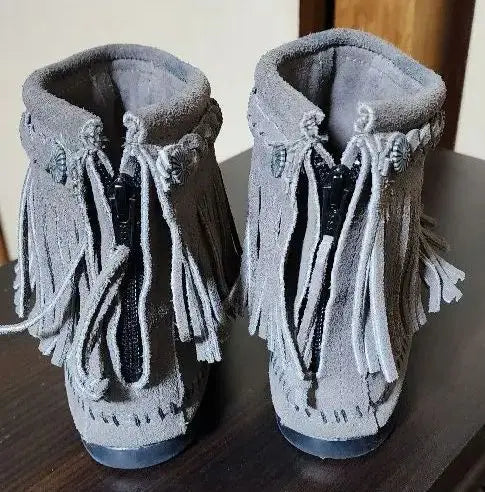 Used Minnetonka Fringe Boots Gray 25cm equivalent US size 8