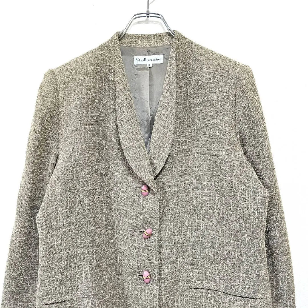 No-collar jacket, beige, brown, mixed colors, stylish buttons, old clothes