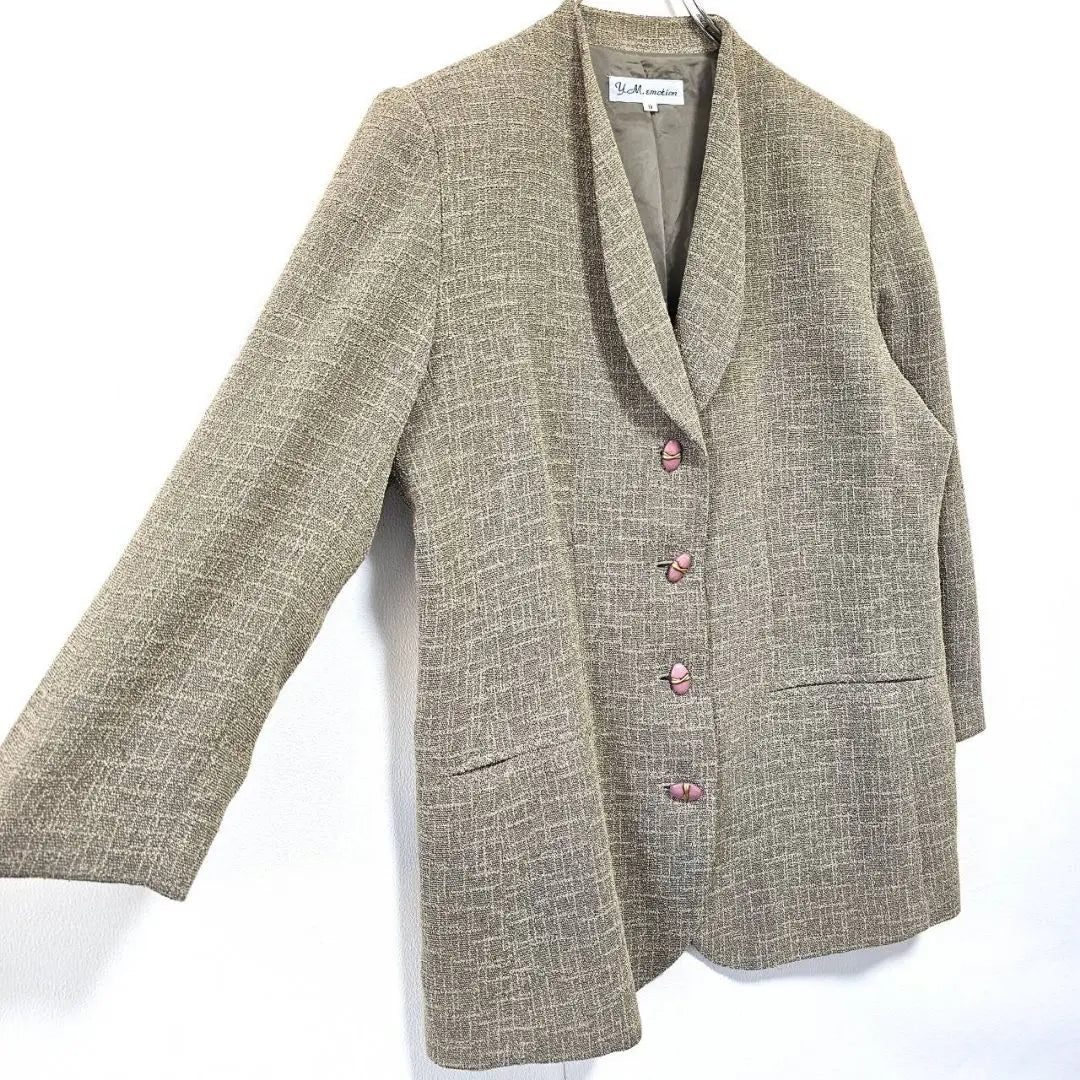 No-collar jacket, beige, brown, mixed colors, stylish buttons, old clothes