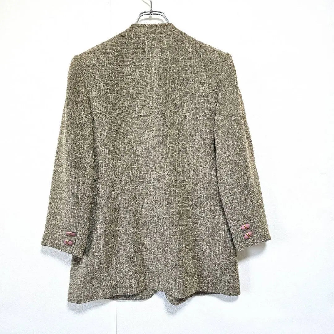 No-collar jacket, beige, brown, mixed colors, stylish buttons, old clothes