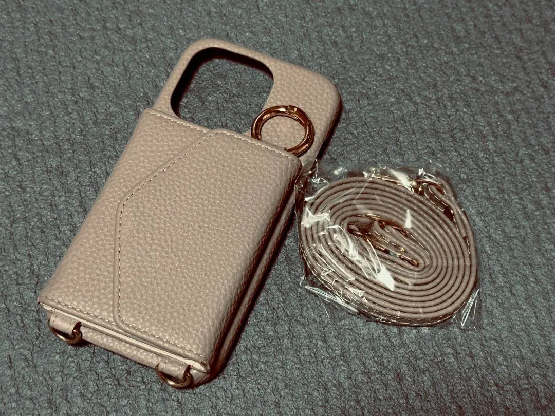 iPhone case shoulder iPhone15pro mocha